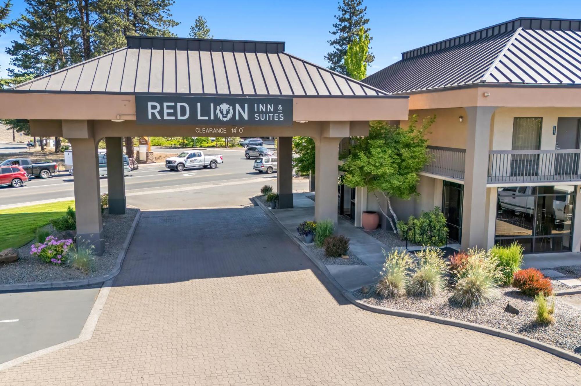 Red Lion Inn & Suites Deschutes River - Bend Dış mekan fotoğraf