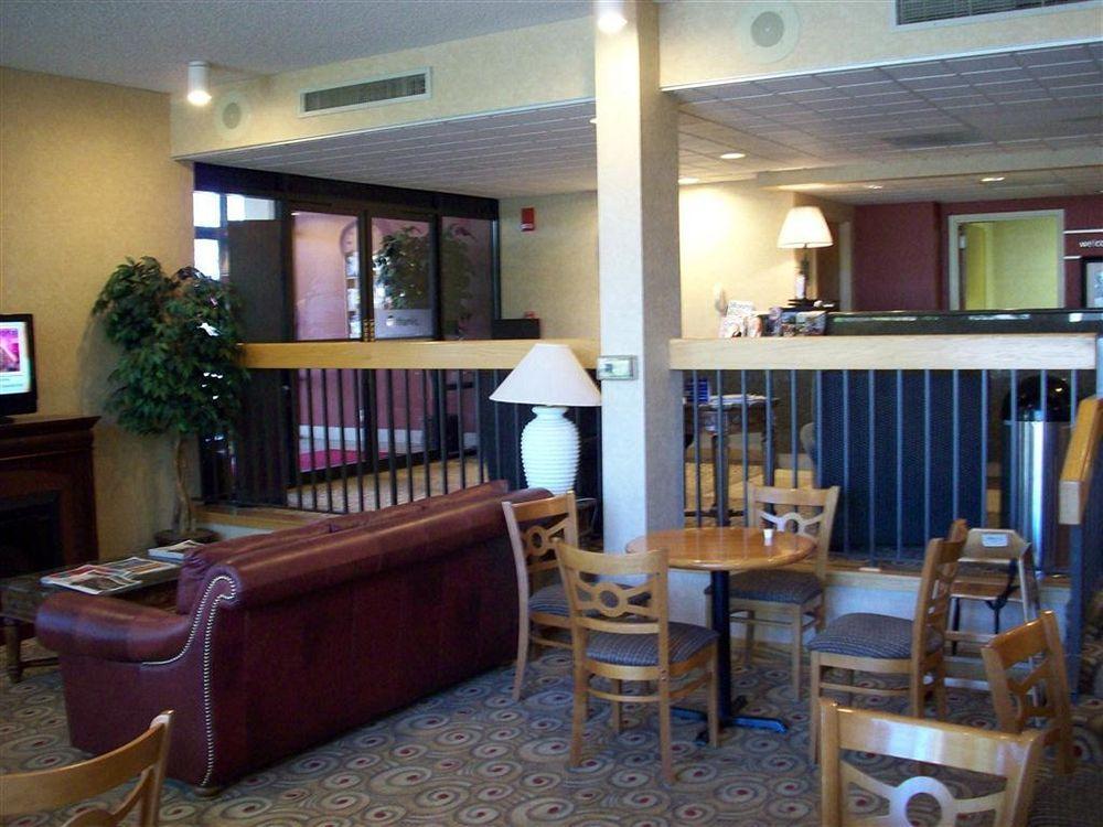 Red Lion Inn & Suites Deschutes River - Bend Dış mekan fotoğraf