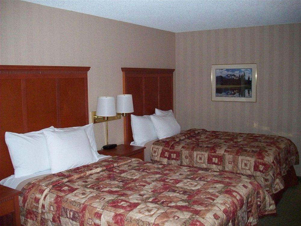 Red Lion Inn & Suites Deschutes River - Bend Dış mekan fotoğraf